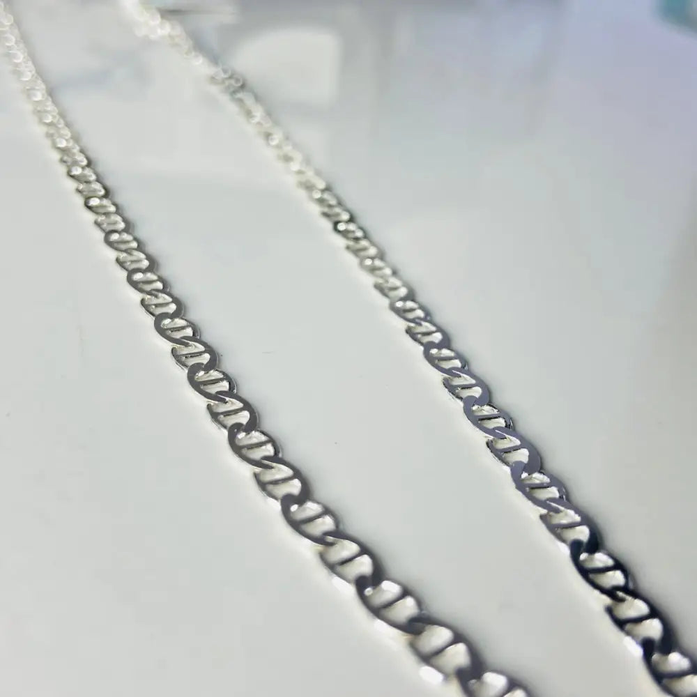 Shine Brighter Double Helix Silver Mariner Chain featuring two shiny silver mariner links. jewellery silver jewellery