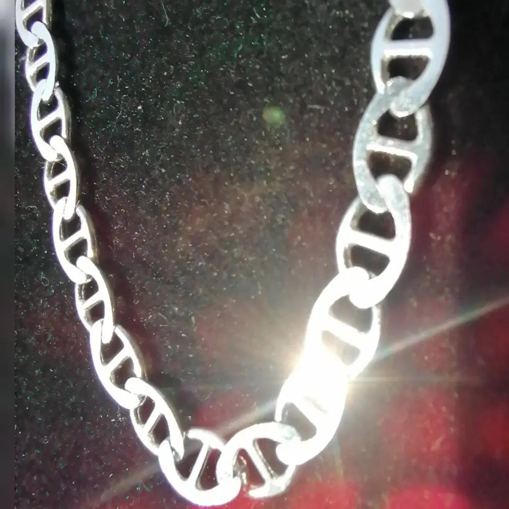 Shiny silver mariner chain necklace from Shine Brighter collection featuring a durable silver mariner chain. jewellery silver jewellery